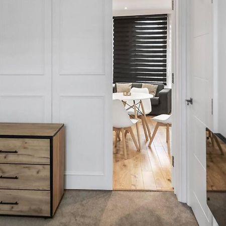 Bright And Spacious 1-Bdr Flat W/ Free Parking Reading Kültér fotó